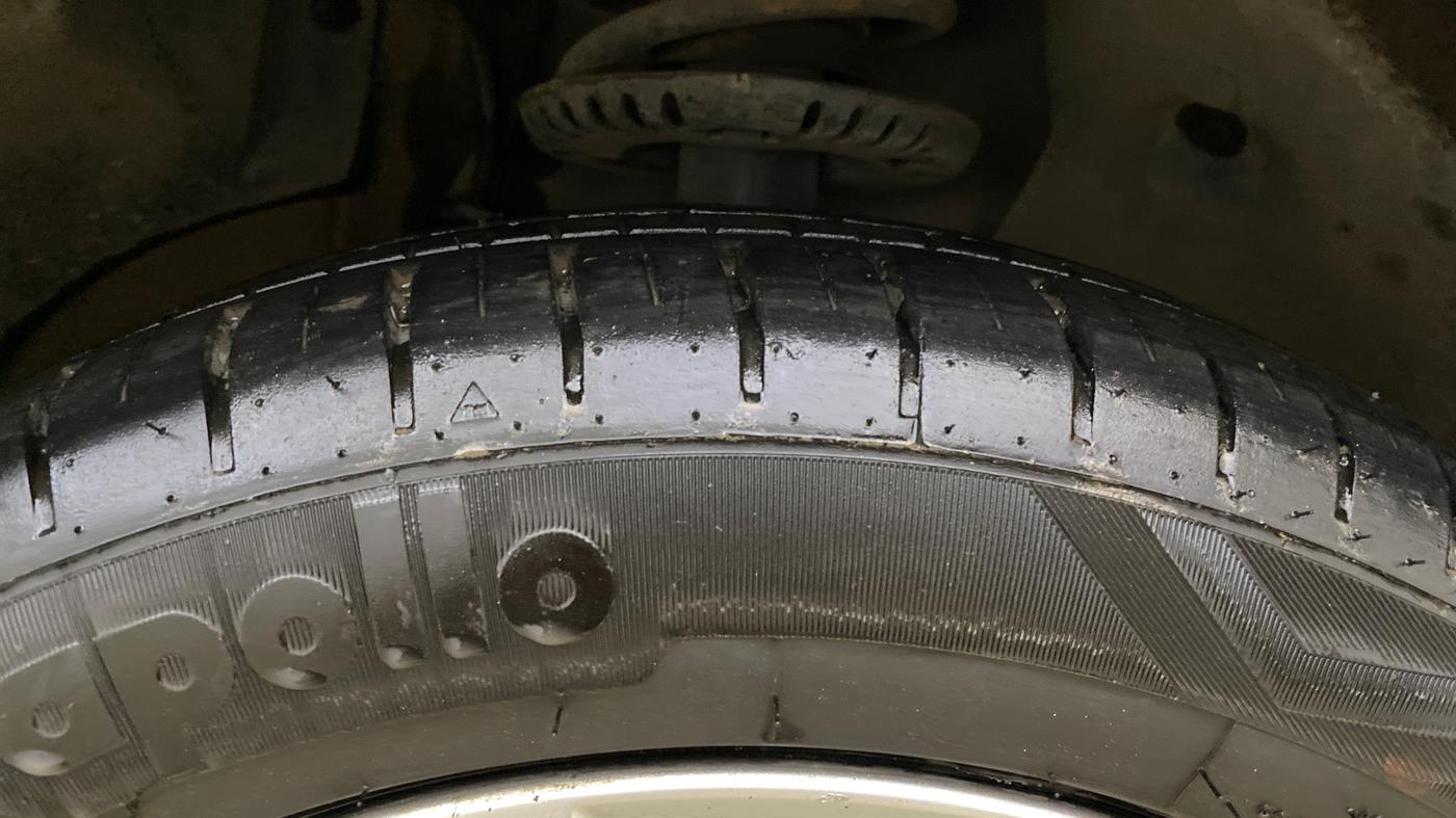 2020 Skoda Rapid STYLE AT TSI, Petrol, Automatic, 57,907 km, Right Front Tyre Tread
