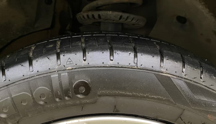 2020 Skoda Rapid STYLE AT TSI, Petrol, Automatic, 57,907 km, Right Front Tyre Tread