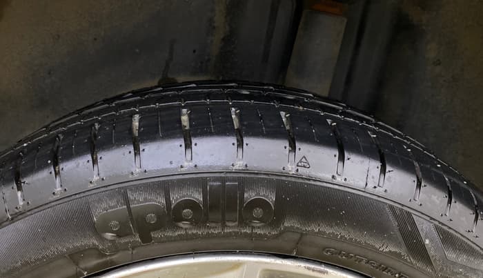 2020 Skoda Rapid STYLE AT TSI, Petrol, Automatic, 57,907 km, Left Rear Tyre Tread