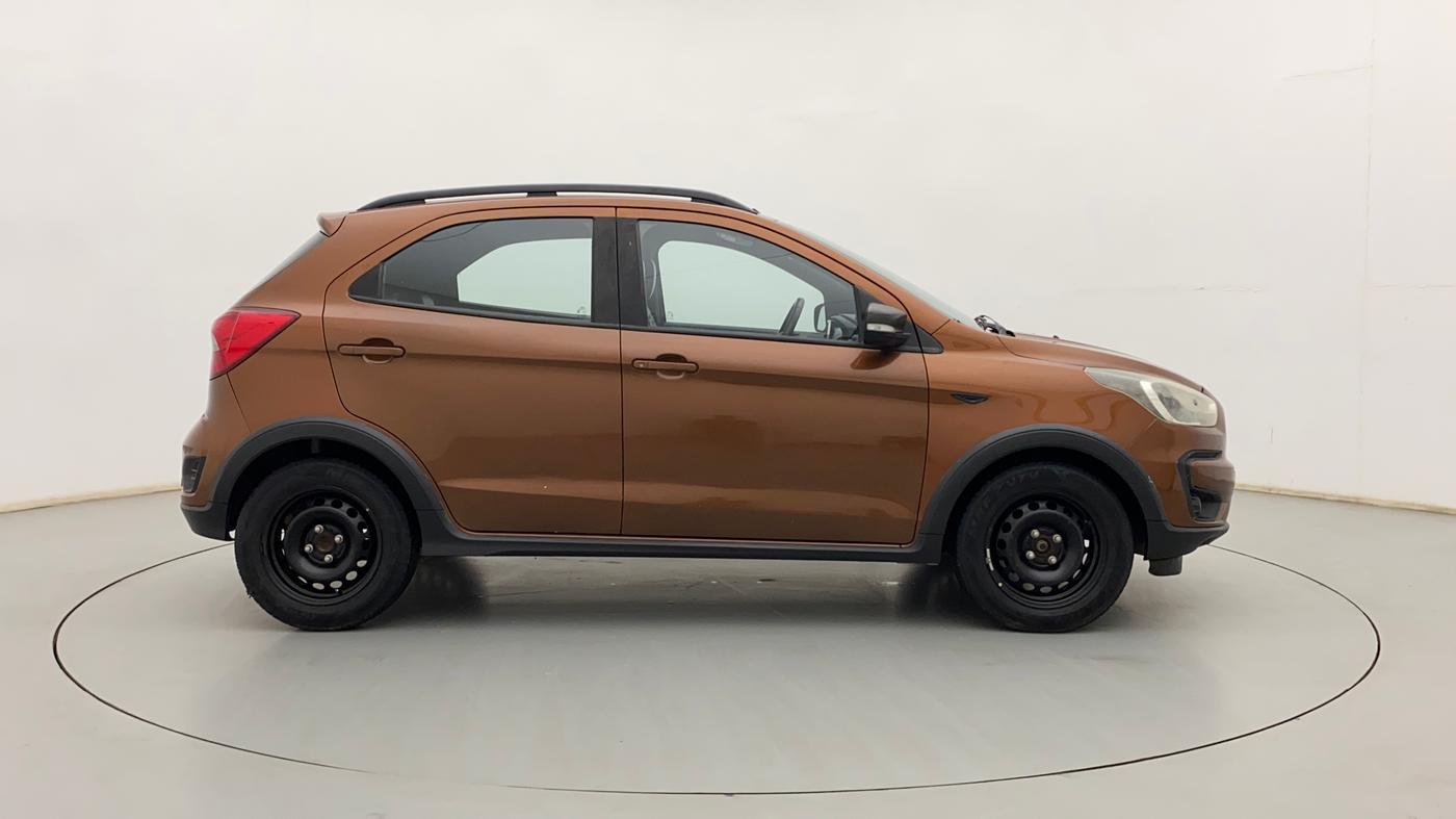 2018 Ford FREESTYLE AMBIENTE 1.5 DIESEL, Diesel, Manual, 79,454 km, Right Side View