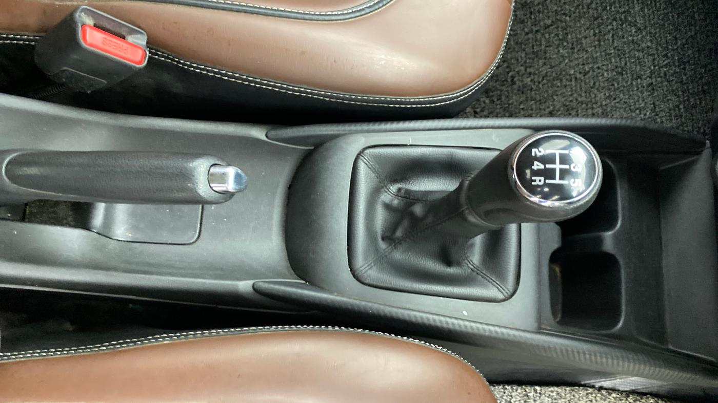 2023 Maruti Baleno DELTA PETROL 1.2, Petrol, Manual, 49,132 km, Gear Lever