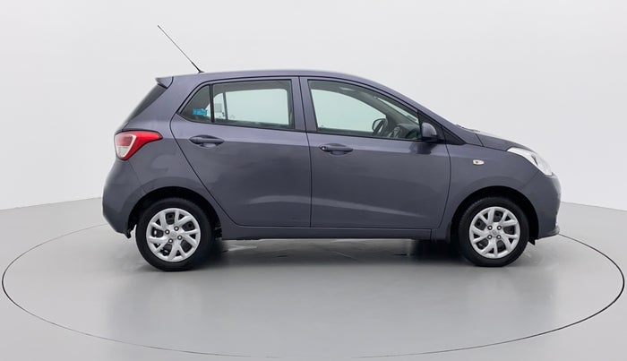 2017 Hyundai Grand i10 MAGNA 1.2 KAPPA VTVT, Petrol, Manual, 8,536 km, Right Side View
