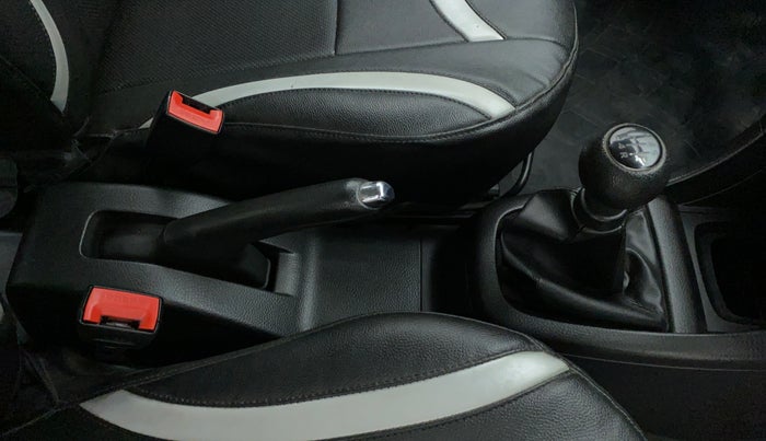 2014 Maruti Swift VXI D, Petrol, Manual, 53,190 km, Gear Lever