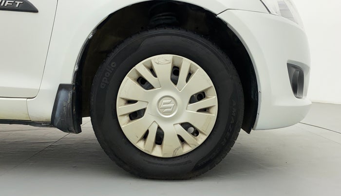 2014 Maruti Swift VXI D, Petrol, Manual, 53,190 km, Right Front Wheel