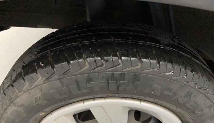 2017 Renault Kwid RXL 1.0, Petrol, Manual, 31,958 km, Right Rear Tyre Tread