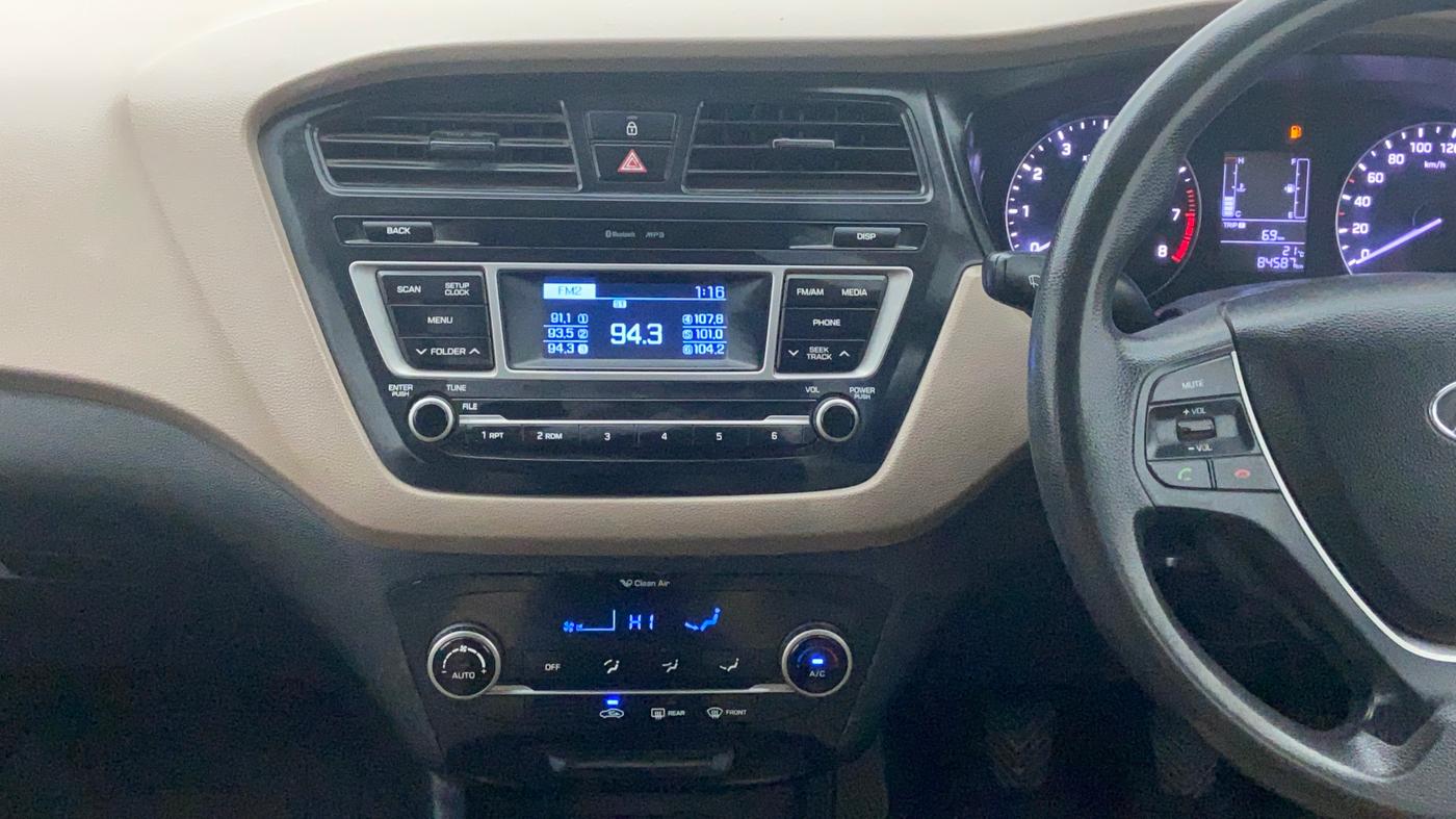 2016 Hyundai Elite i20 SPORTZ 1.2, Petrol, Manual, 85,147 km, Air Conditioner