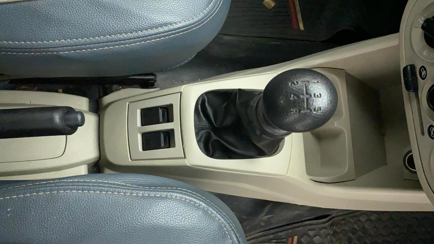 2019 Maruti Alto LXI, Petrol, Manual, 13,381 km, Gear Lever