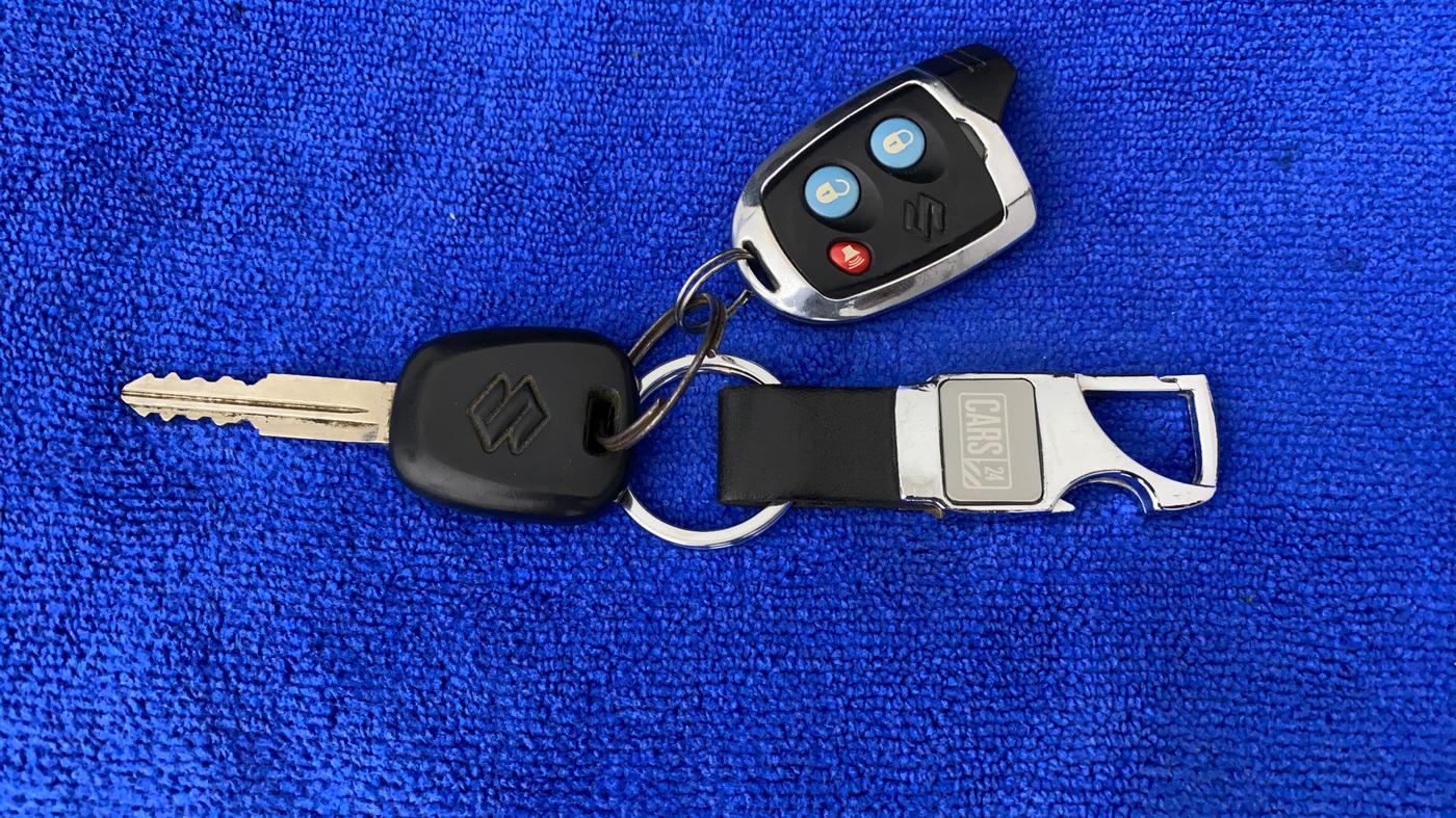 2019 Maruti Alto LXI, Petrol, Manual, 13,381 km, Key Close Up