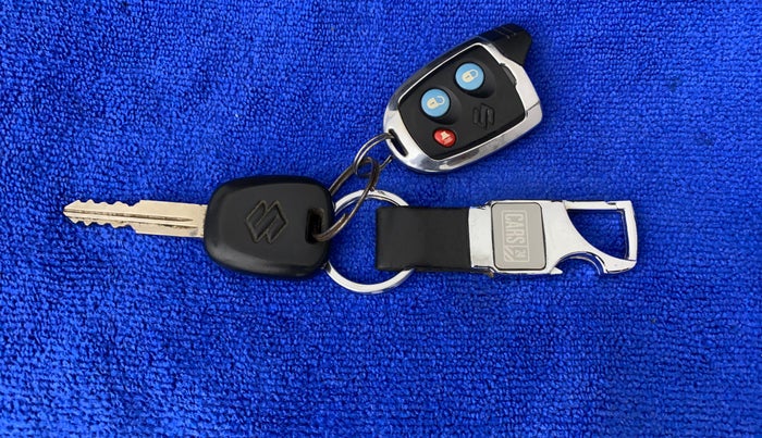 2019 Maruti Alto LXI, Petrol, Manual, 13,381 km, Key Close Up