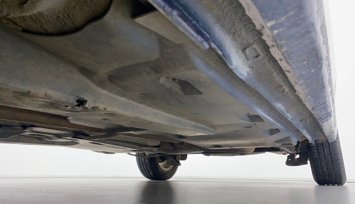 2012 Volkswagen Vento HIGHLINE DIESEL 1.6, Diesel, Manual, 1,16,545 km, Right Side Underbody