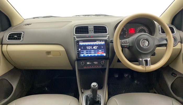 2012 Volkswagen Vento HIGHLINE DIESEL 1.6, Diesel, Manual, 1,16,545 km, Dashboard