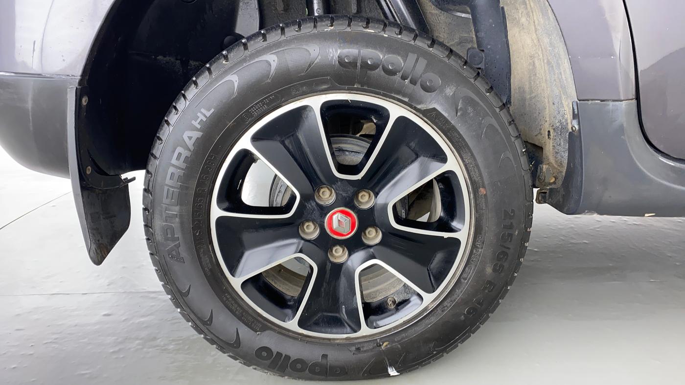 2018 Renault Duster RXS 85 PS, Diesel, Manual, 27,339 km, Right Rear Wheel