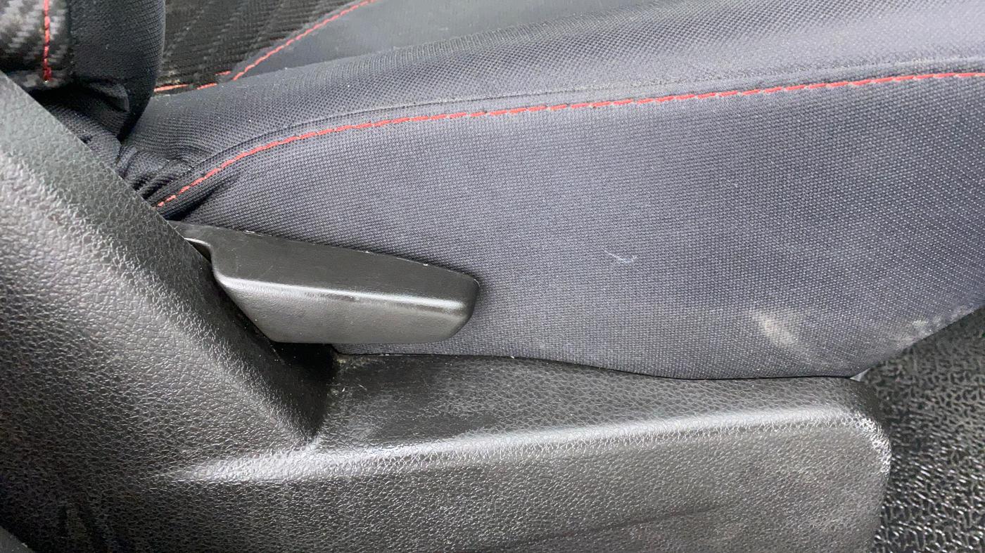 2018 Renault Duster RXS 85 PS, Diesel, Manual, 27,339 km, Driver Side Adjustment Panel