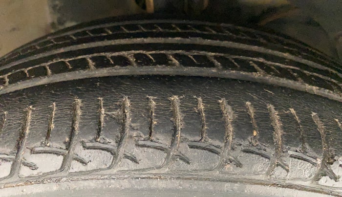 2017 Maruti Baleno DELTA CVT PETROL 1.2, Petrol, Automatic, 58,666 km, Right Front Tyre Tread