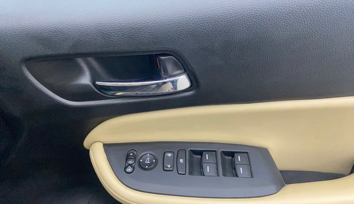 2021 Honda City 1.5L I-VTEC ZX CVT, Petrol, Automatic, 55,989 km, Driver Side Door Panels Control