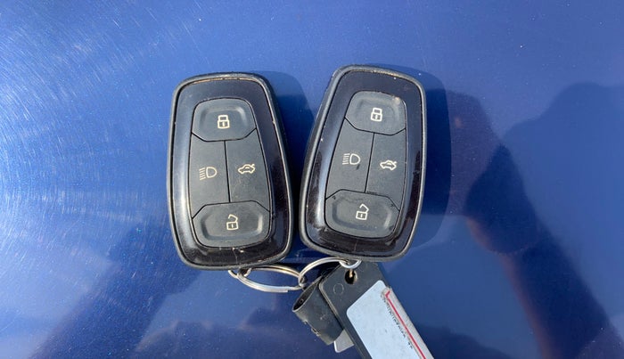 2022 Tata NEXON XZ PLUS (HS) PETROL, Petrol, Manual, 45,501 km, Key Close Up