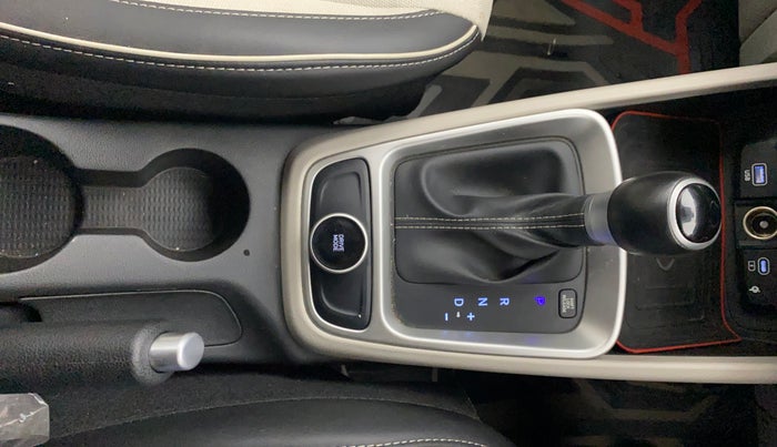 2023 Hyundai VENUE SX (O) 1.0 TURBO DCT, Petrol, Automatic, 10,401 km, Gear Lever