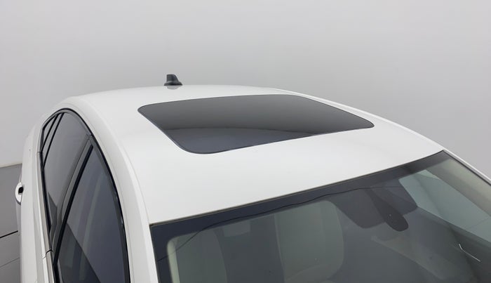 2022 Skoda SLAVIA STYLE 1.5L TSI DSG, Petrol, Automatic, 27,937 km, Roof