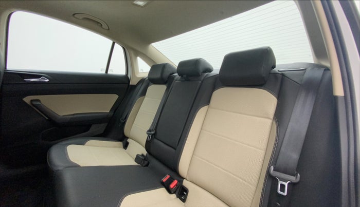 2022 Skoda SLAVIA STYLE 1.5L TSI DSG, Petrol, Automatic, 27,937 km, Right Side Rear Door Cabin
