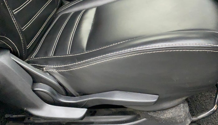 2020 Toyota Glanza G, CNG, Manual, 55,831 km, Driver Side Adjustment Panel