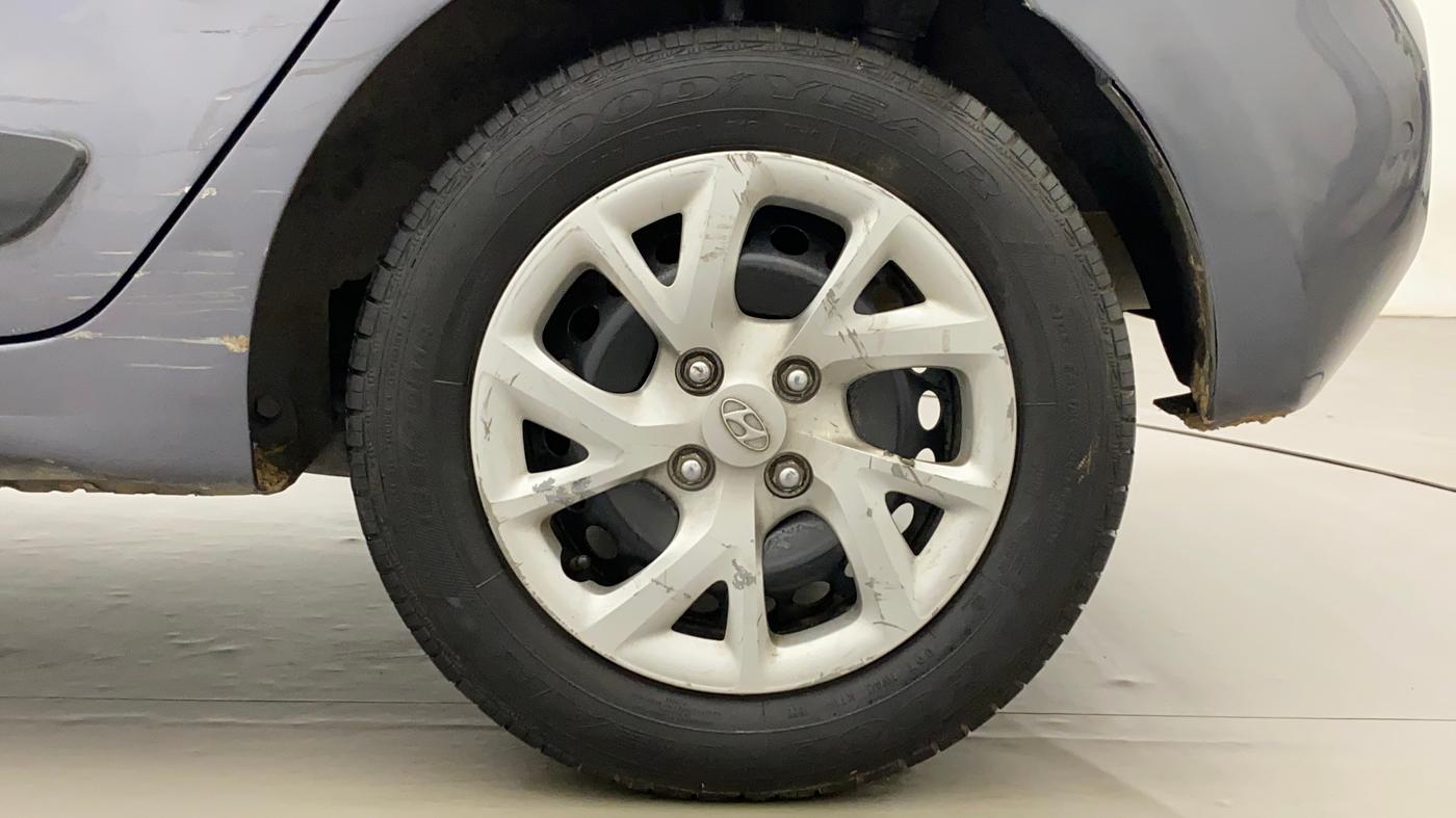 2018 Hyundai Grand i10 SPORTZ 1.2 KAPPA VTVT, CNG, Manual, 95,573 km, Left Rear Wheel
