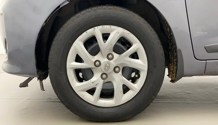 2018 Hyundai Grand i10 SPORTZ 1.2 KAPPA VTVT, CNG, Manual, 95,573 km, Left Front Wheel