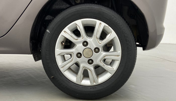 2017 Tata Tiago XZ 1.2 REVOTRON, Petrol, Manual, 18,338 km, Left Rear Wheel