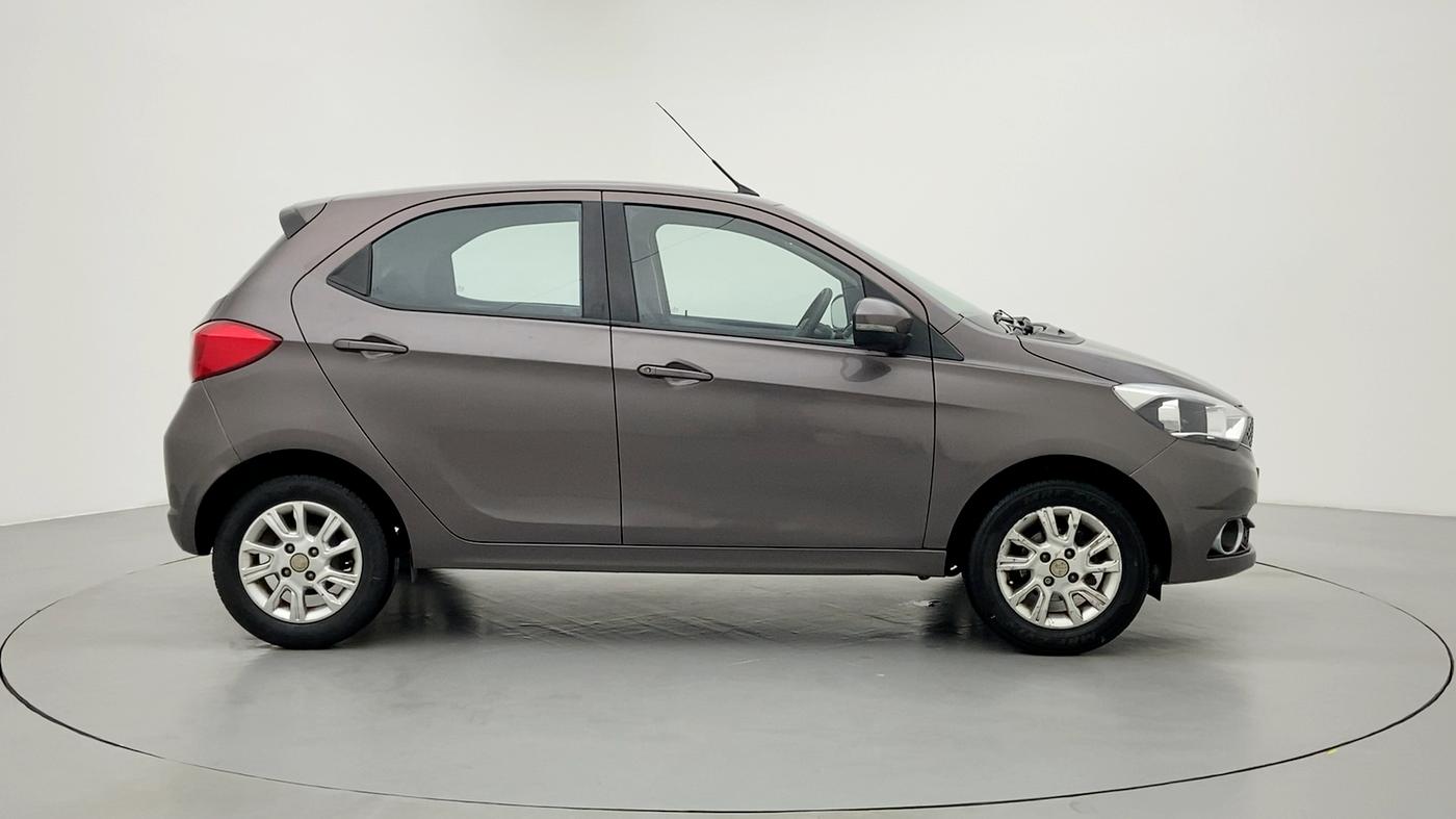 2017 Tata Tiago XZ 1.2 REVOTRON, Petrol, Manual, 18,338 km, Right Side View