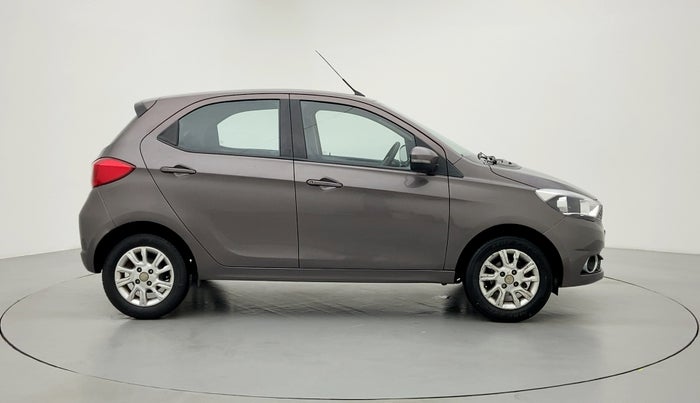 2017 Tata Tiago XZ 1.2 REVOTRON, Petrol, Manual, 18,338 km, Right Side View