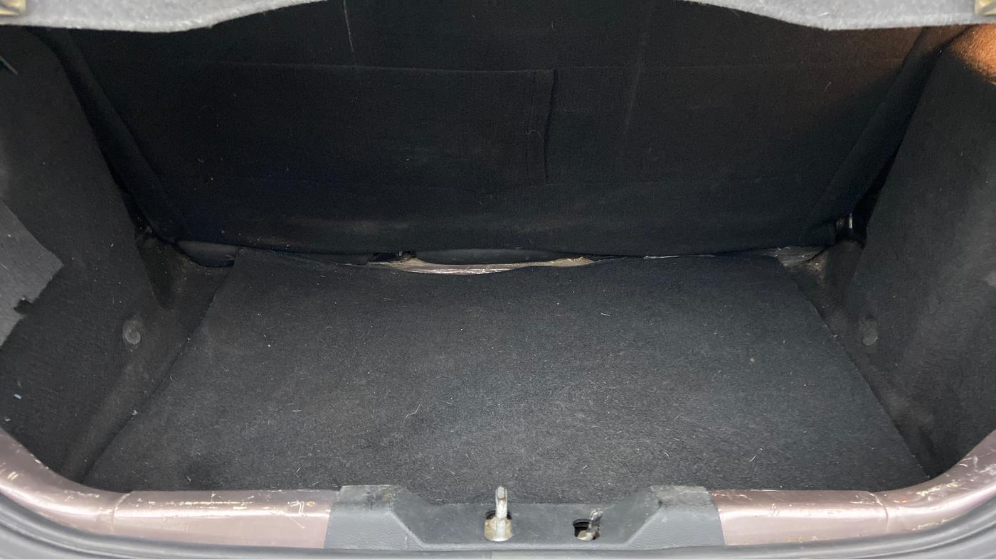 2017 Tata Tiago XZ 1.2 REVOTRON, Petrol, Manual, 18,338 km, Boot Inside