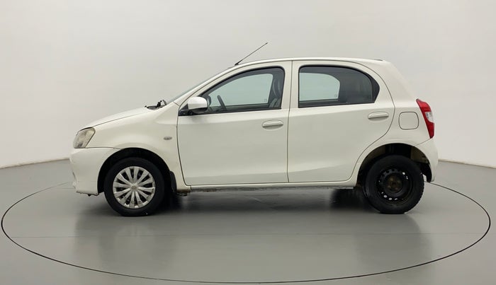 2015 Toyota Etios Liva G, Petrol, Manual, 56,351 km, Left Side