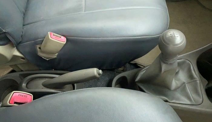 2015 Toyota Etios Liva G, Petrol, Manual, 56,351 km, Gear Lever