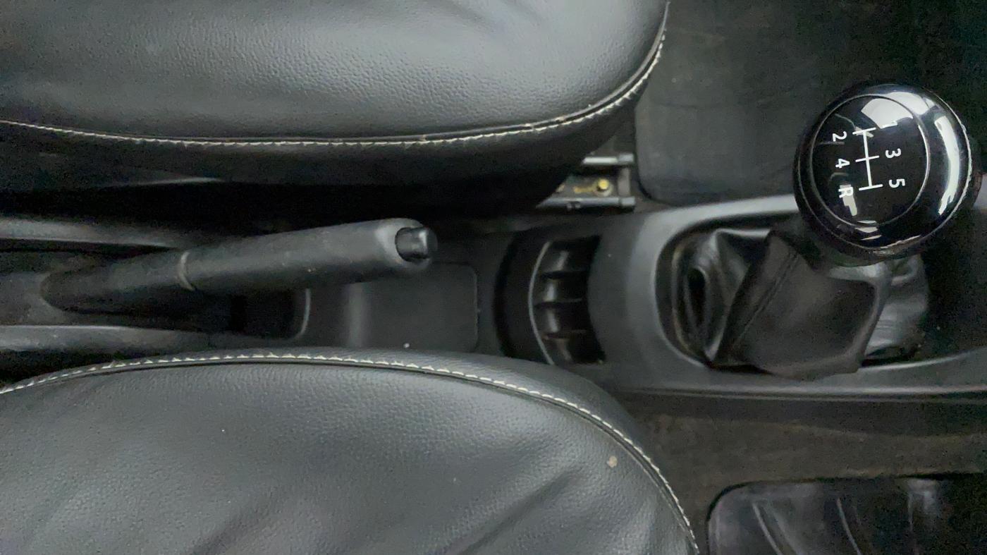 2018 Maruti Wagon R 1.0 LXI CNG, CNG, Manual, 37,824 km, Gear Lever