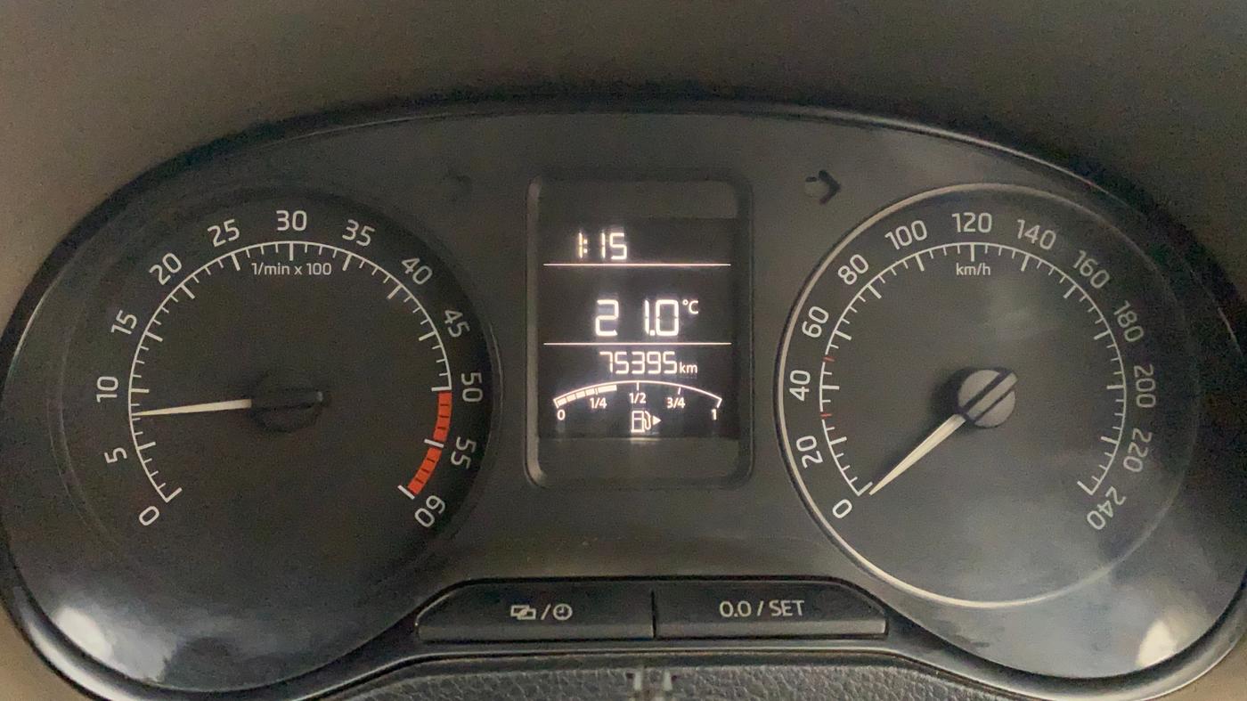 2015 Skoda Rapid 1.5 TDI CR AMBITION PLUS, Diesel, Manual, 75,393 km, Odometer Image