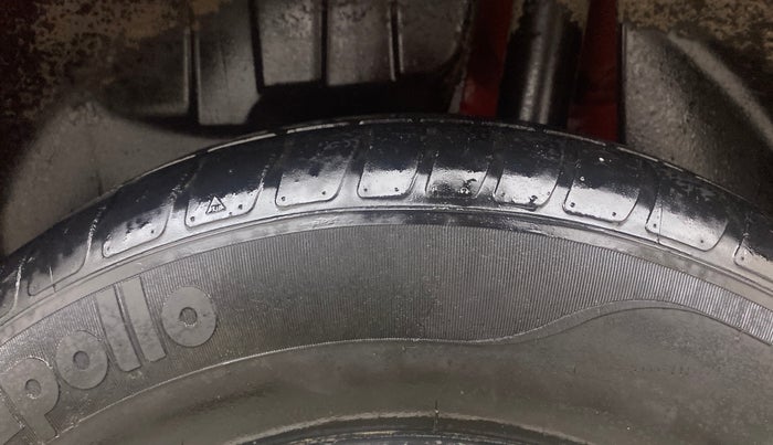 2019 Maruti Swift VXI AMT, Petrol, Automatic, 93,409 km, Left Rear Tyre Tread