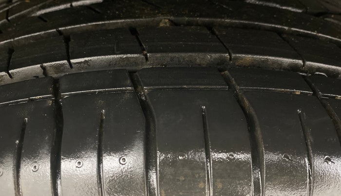 2019 Hyundai VENUE SX PLUS 1.0 TURBO DCT, Petrol, Automatic, 52,745 km, Right Rear Tyre Tread