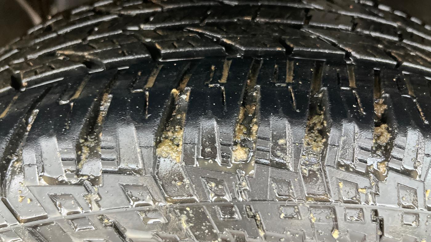 2018 Renault Duster RXS CVT, Petrol, Automatic, 73,108 km, Left Front Tyre Tread
