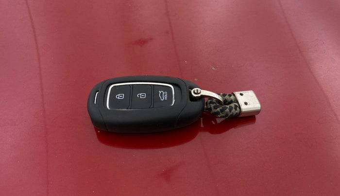 2019 Hyundai Verna 1.6 VTVT SX + AT, Petrol, Automatic, 62,731 km, Key Close Up