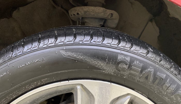 2019 Hyundai Verna 1.6 VTVT SX + AT, Petrol, Automatic, 62,731 km, Right Front Tyre Tread