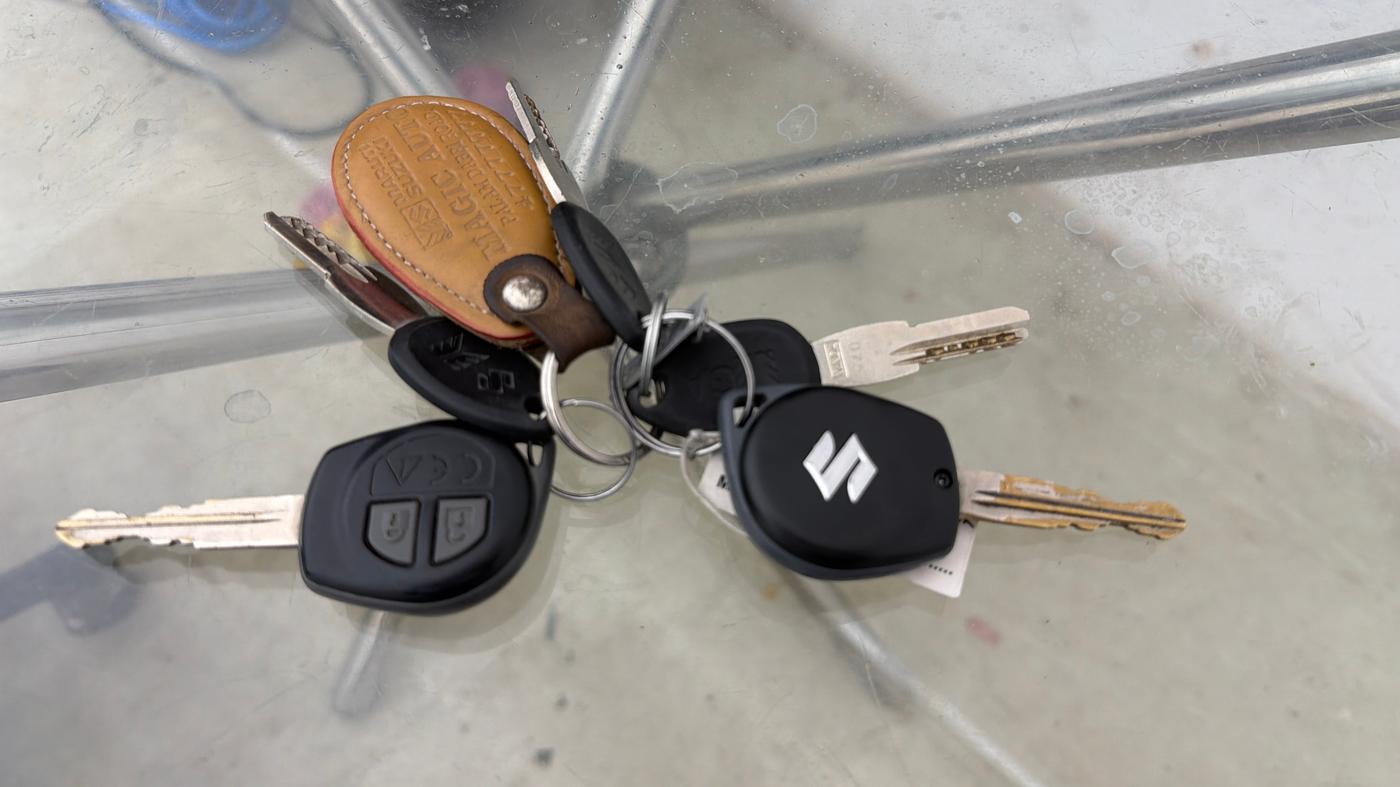 2018 Maruti Swift VXI, Petrol, Manual, 77,143 km, Key Close Up