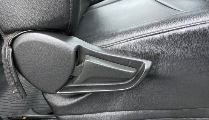 2021 Maruti S PRESSO VXI CNG, CNG, Manual, 15,280 km, Driver Side Adjustment Panel