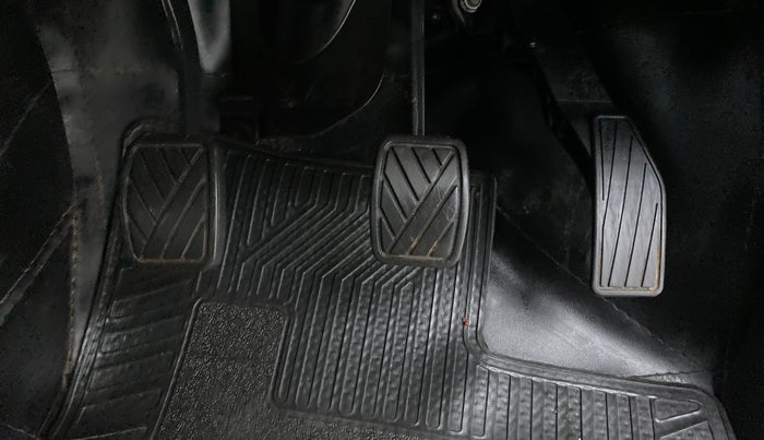 2021 Maruti S PRESSO VXI CNG, CNG, Manual, 15,280 km, Pedals