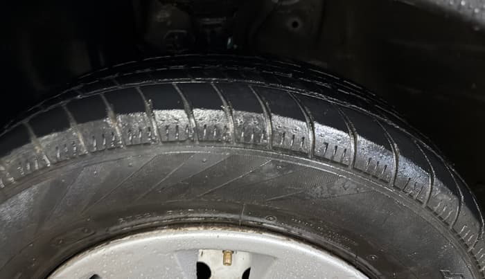 2019 Maruti New Wagon-R LXI CNG 1.0, CNG, Manual, 47,967 km, Left Front Tyre Tread