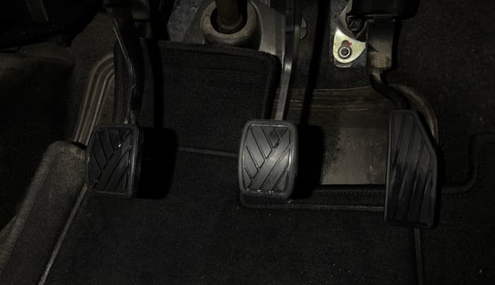 2019 Maruti New Wagon-R LXI CNG 1.0, CNG, Manual, 47,967 km, Pedals