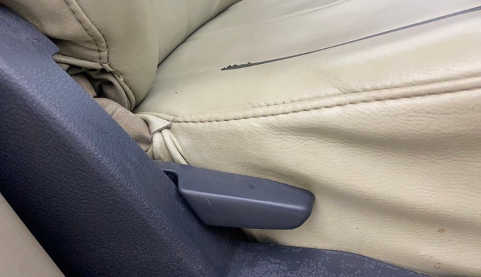 2014 Nissan Terrano XL (P), Petrol, Manual, 1,24,832 km, Driver Side Adjustment Panel