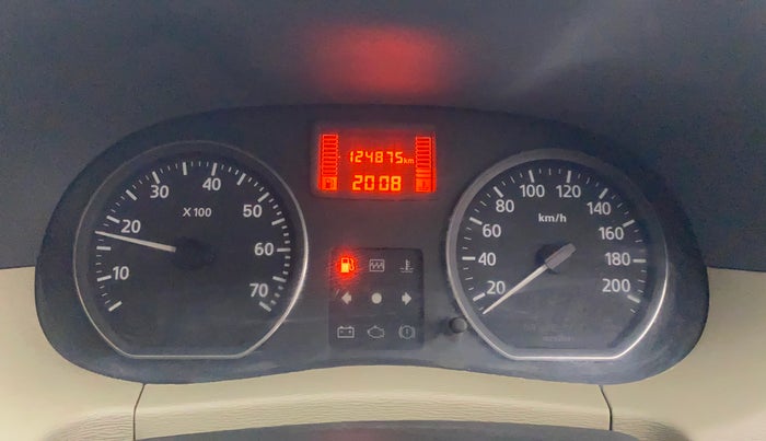 2014 Nissan Terrano XL (P), Petrol, Manual, 1,24,832 km, Odometer Image