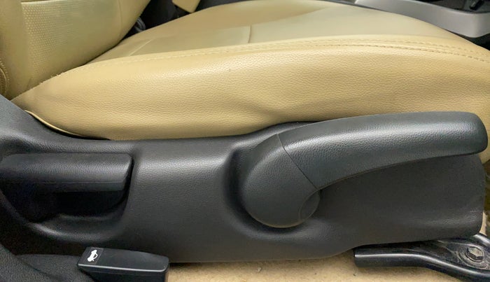 2019 Honda City V MT PETROL, Petrol, Manual, 14,672 km, Driver Side Adjustment Panel