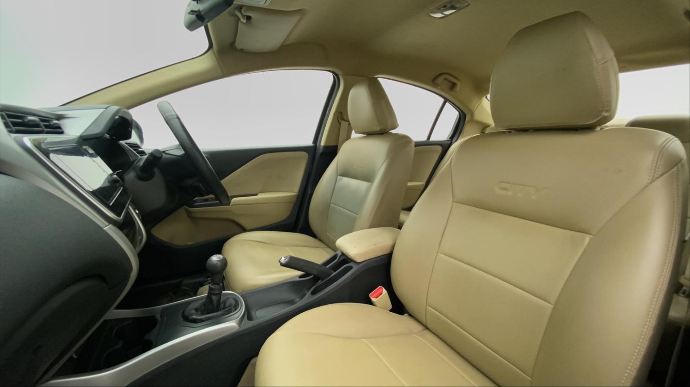 2019 Honda City V MT PETROL, Petrol, Manual, 14,672 km, Right Side Front Door Cabin