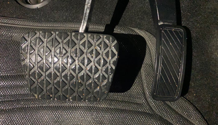 2018 Ford Ecosport TREND + 1.5L PETROL AT, Petrol, Automatic, 74,131 km, Pedals