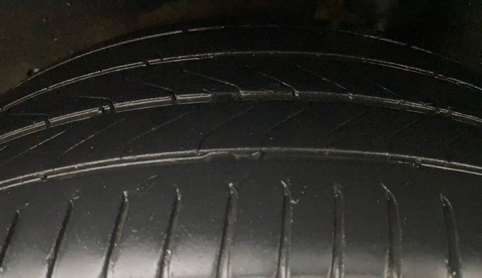 2018 Ford Ecosport TREND + 1.5L PETROL AT, Petrol, Automatic, 74,131 km, Left Rear Tyre Tread